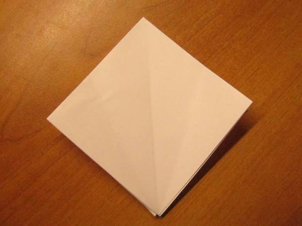 готовый двойной квадрат из бумаги